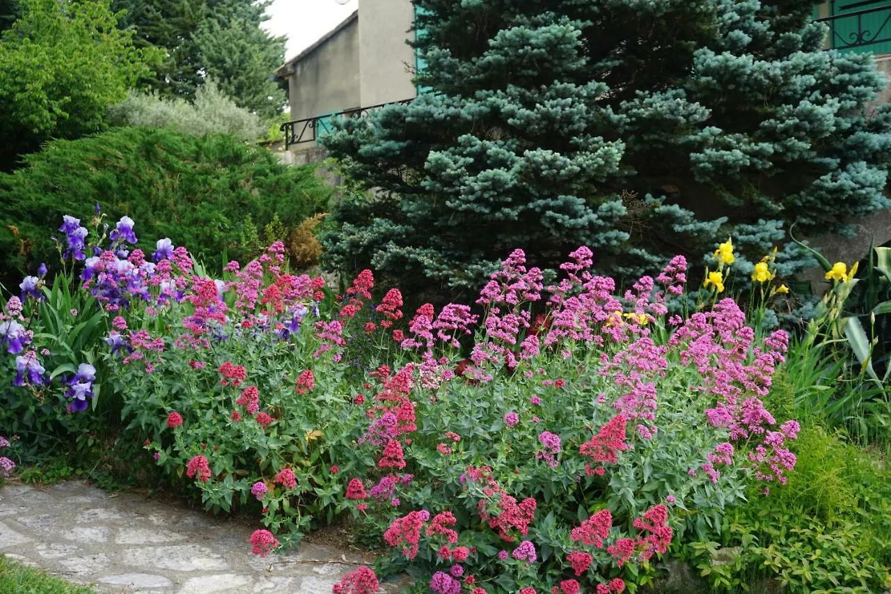 Gite Villa Des Sources Les Granges-Gontardes 0*,